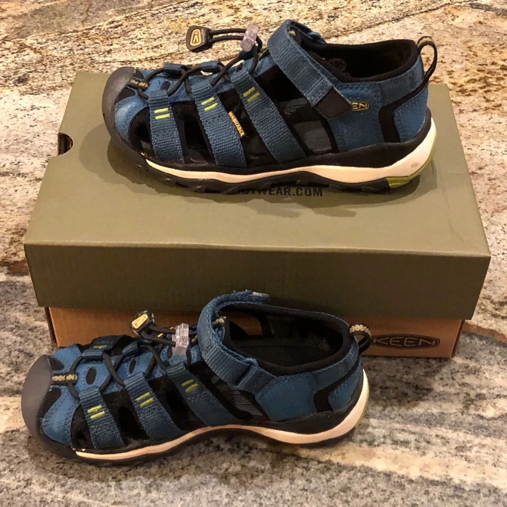 Keen Kids Newport Neo H2 Watershoes, Size 12, Color: Legion Blue/Moss, like new.